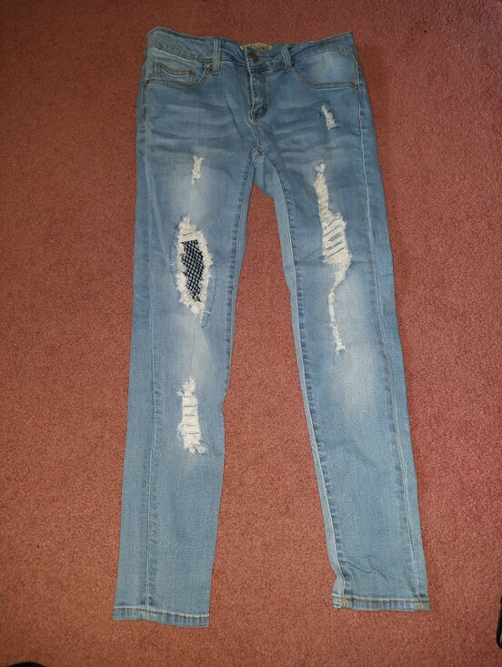 Hybrid & company Denim - Distressed Stretchy Skinny Jeans